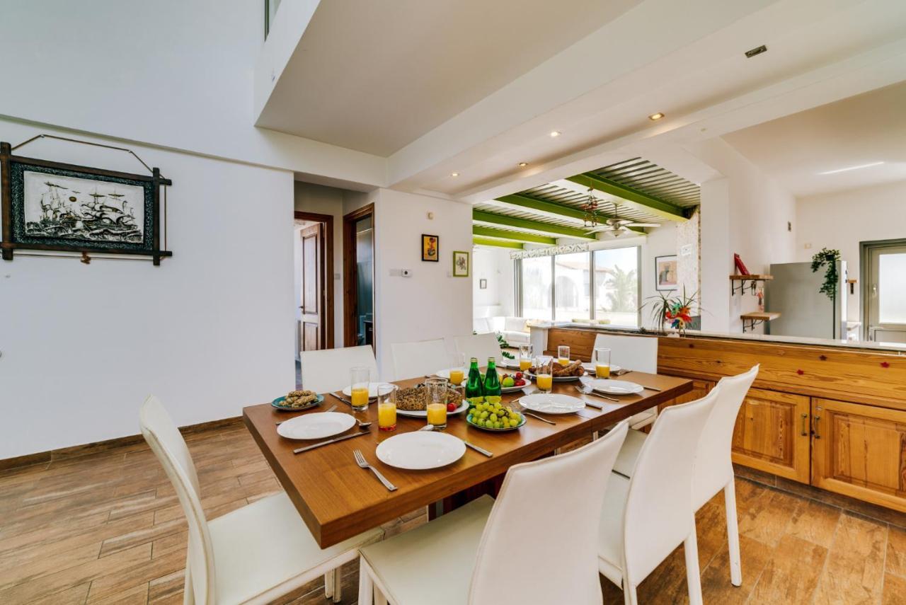 פרוטאראס Villa Maria מראה חיצוני תמונה
